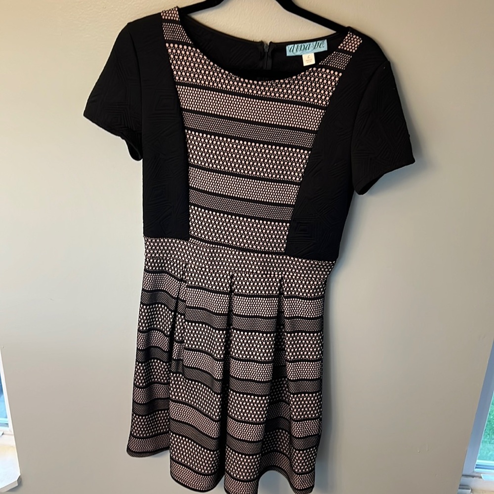 black and nude pleated dress size L